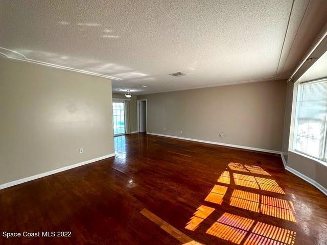 1660 Neptune Drive, Merritt Island, FL 32952