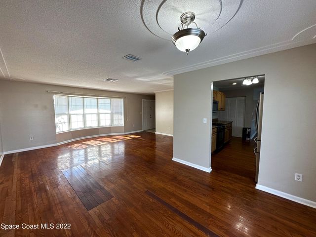 1660 Neptune Drive, Merritt Island, FL 32952