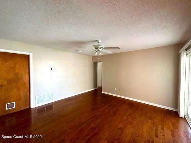 1660 Neptune Drive, Merritt Island, FL 32952
