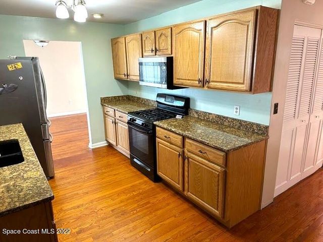 1660 Neptune Drive, Merritt Island, FL 32952