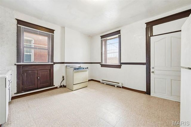 4200 College Avenue, St Louis, MO 63107