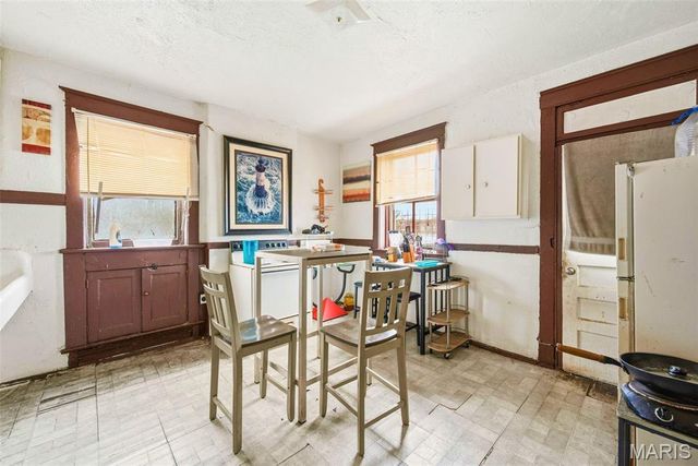 4200 College Avenue, St Louis, MO 63107