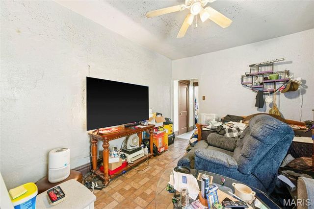 4200 College Avenue, St Louis, MO 63107