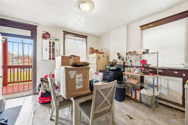 4200 College Avenue, St Louis, MO 63107