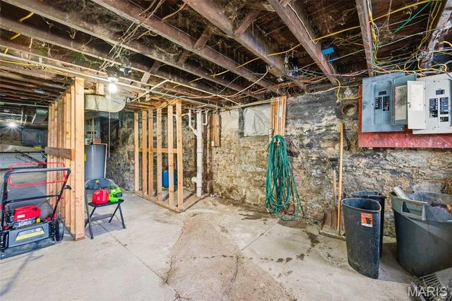 4200 College Avenue, St Louis, MO 63107