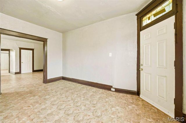 4200 College Avenue, St Louis, MO 63107