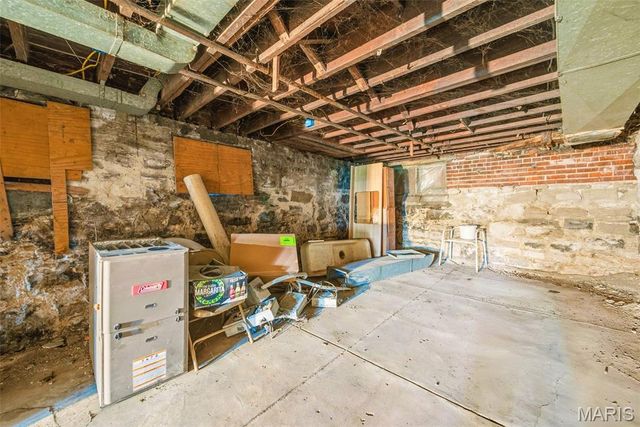 4200 College Avenue, St Louis, MO 63107