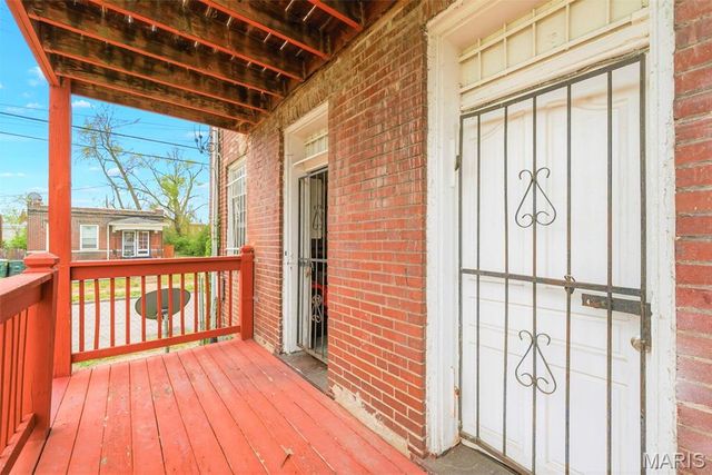 4200 College Avenue, St Louis, MO 63107