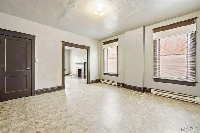 4200 College Avenue, St Louis, MO 63107