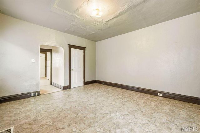 4200 College Avenue, St Louis, MO 63107