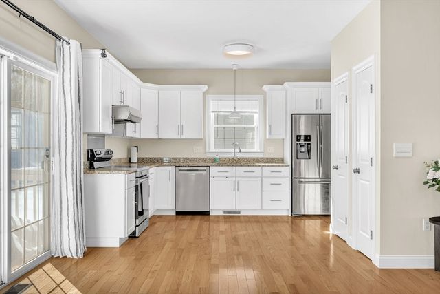 8 Nightview Pl, Millbury, MA 01527