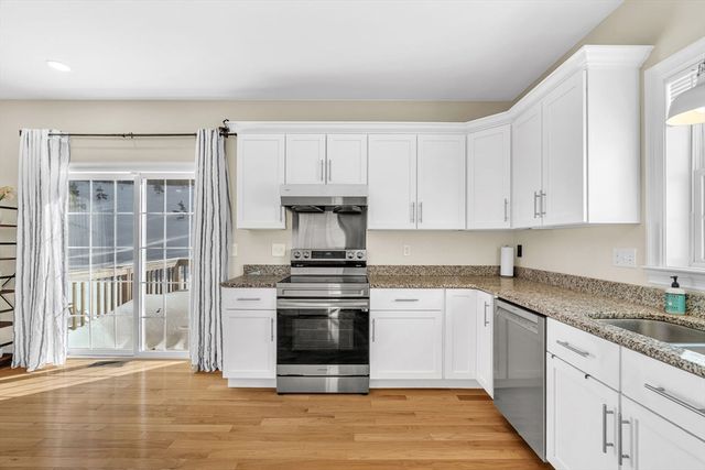 8 Nightview Pl, Millbury, MA 01527