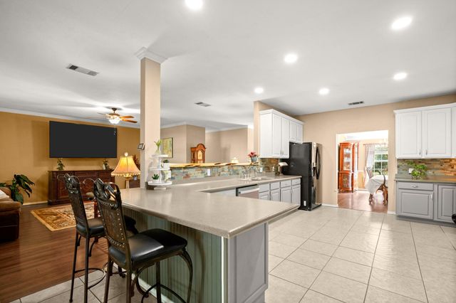 350 Lost River RD, Georgetown, TX 78628