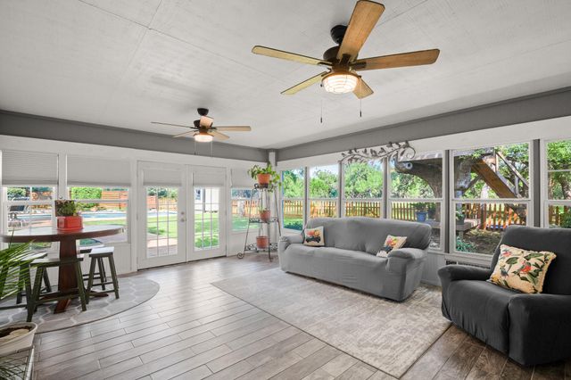 350 Lost River RD, Georgetown, TX 78628