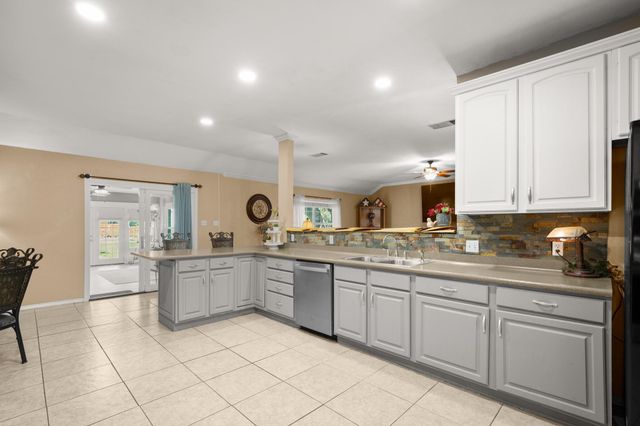 350 Lost River RD, Georgetown, TX 78628