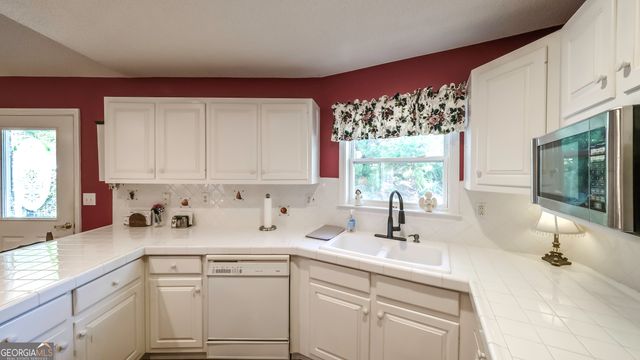 396 Pam Street, Wedowee, AL 36278