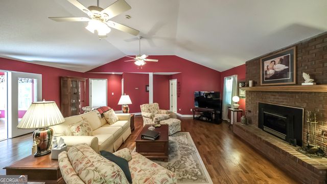396 Pam Street, Wedowee, AL 36278