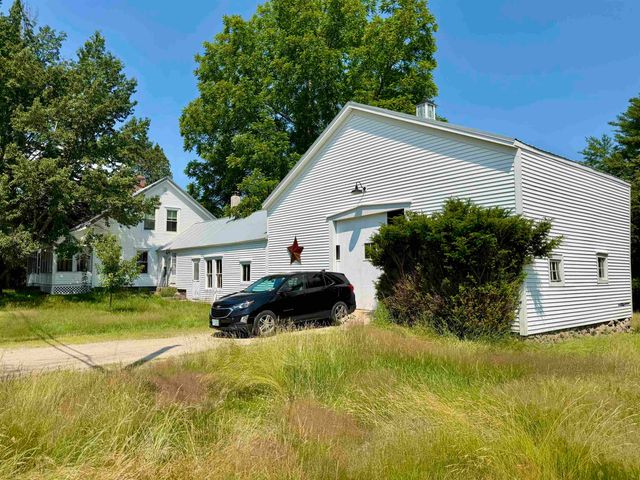 150 School Street, Effingham, NH 03882