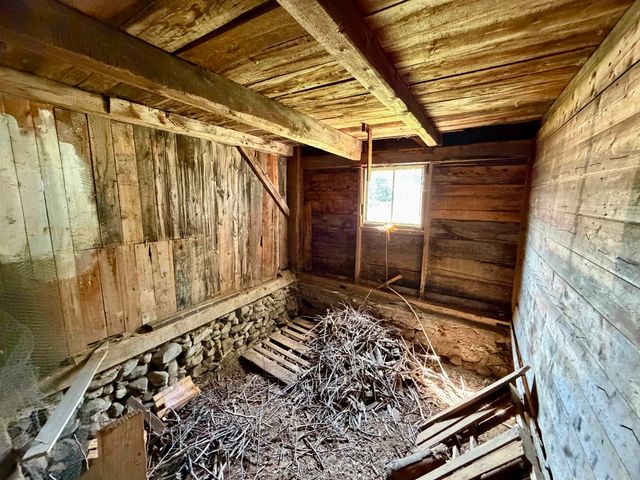 150 School Street, Effingham, NH 03882
