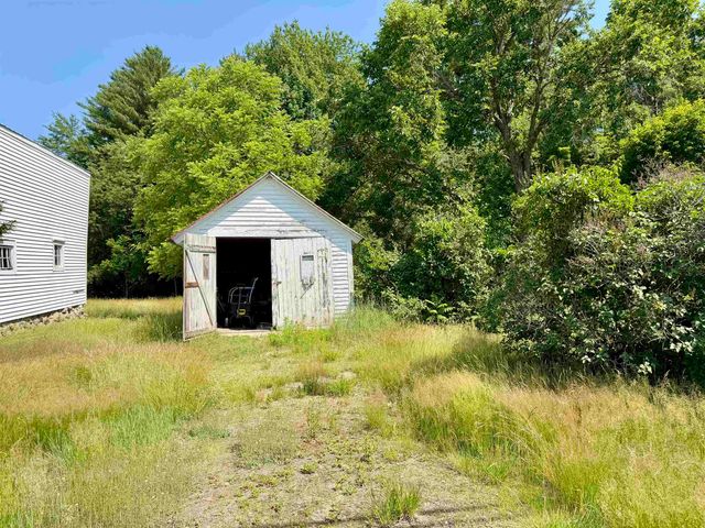 150 School Street, Effingham, NH 03882