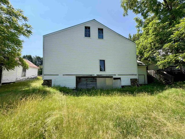 150 School Street, Effingham, NH 03882