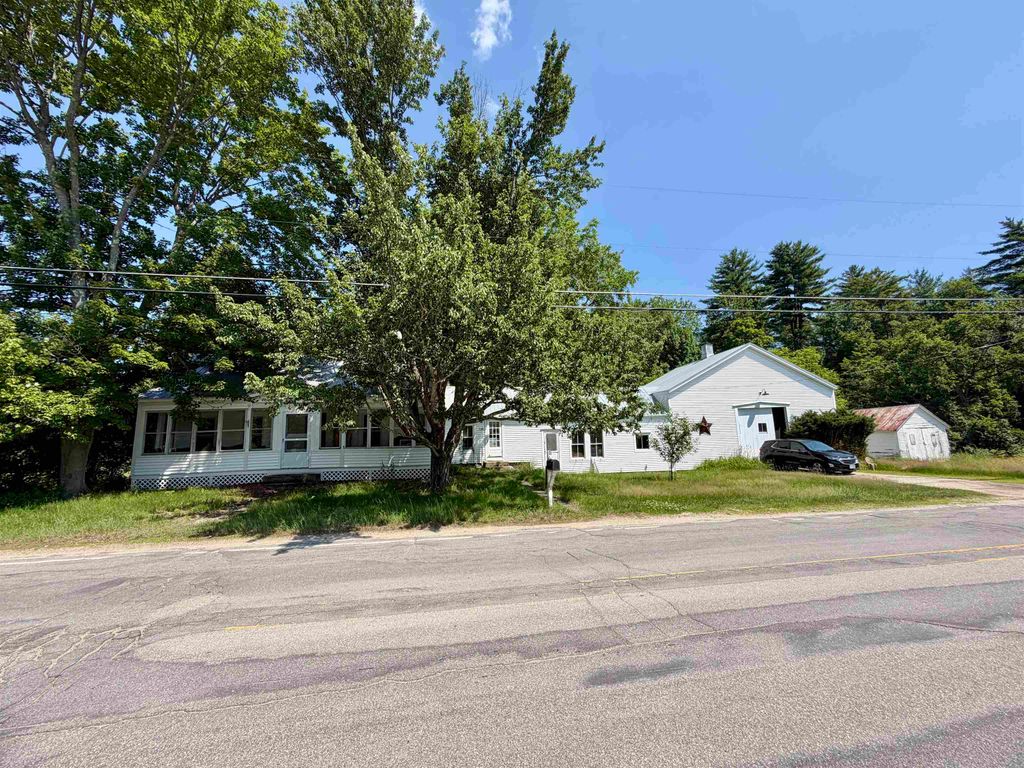150 School Street, Effingham, NH 03882
