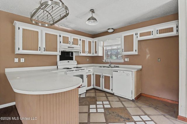11043 Honey Dew Lane, Gulfport, MS 39503
