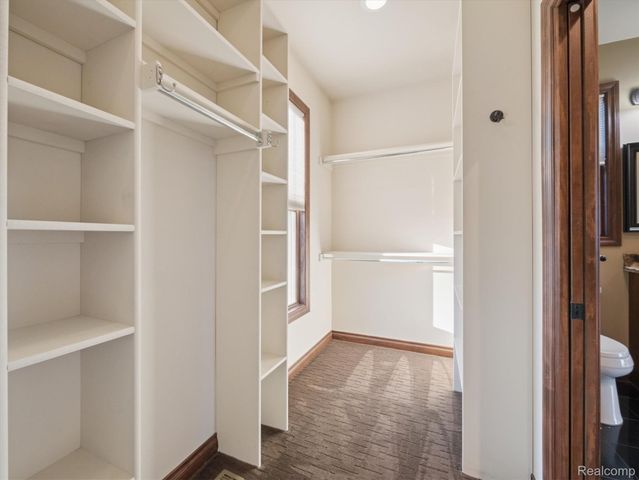 3756 Newport Way Drive, Waterford Charter Township, MI 48329