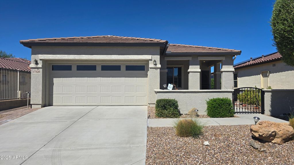 17520 W FAIRVIEW Street, Goodyear, AZ 85338
