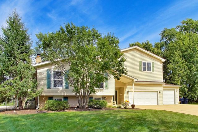 7309 Seminole Court, Darien, IL 60561
