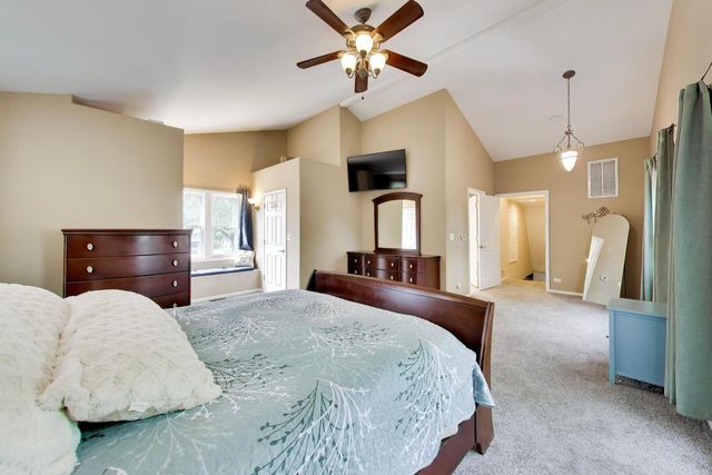7309 Seminole Court, Darien, IL 60561