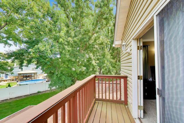 7309 Seminole Court, Darien, IL 60561