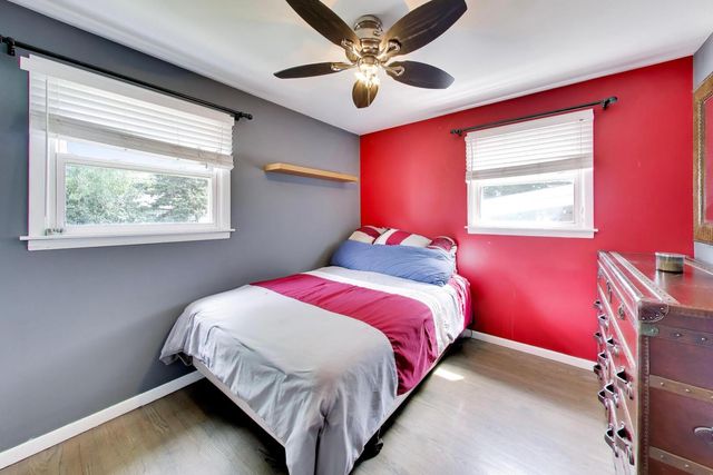 7309 Seminole Court, Darien, IL 60561