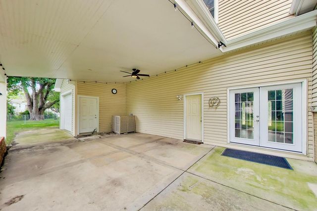 7309 Seminole Court, Darien, IL 60561