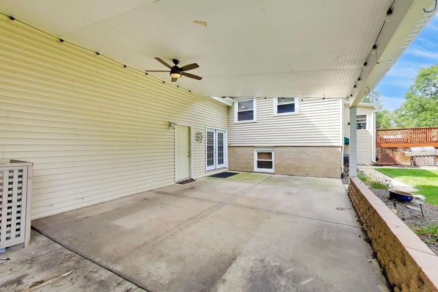 7309 Seminole Court, Darien, IL 60561