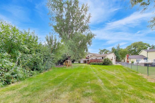 7309 Seminole Court, Darien, IL 60561