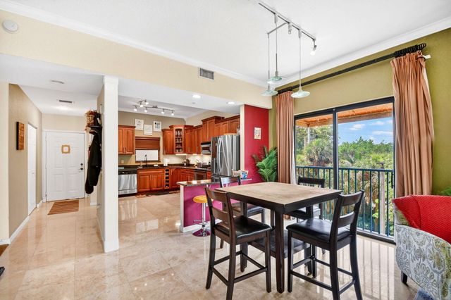 1610 Presidential Way 309, West Palm Beach, FL 33401