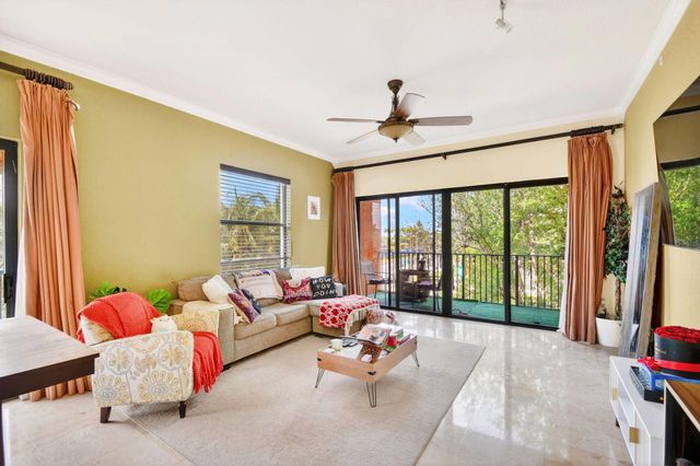 1610 Presidential Way 309, West Palm Beach, FL 33401