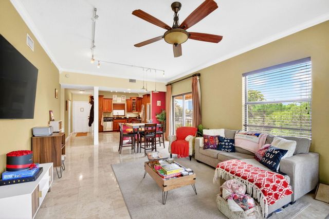 1610 Presidential Way 309, West Palm Beach, FL 33401