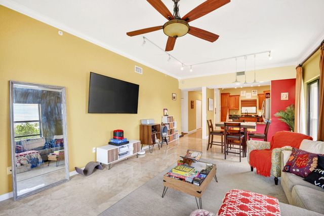 1610 Presidential Way 309, West Palm Beach, FL 33401