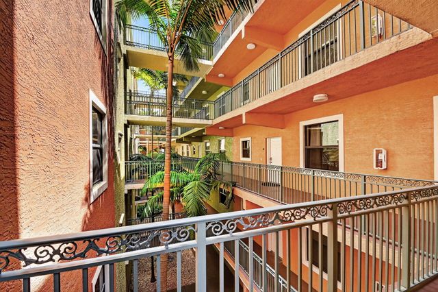 1610 Presidential Way 309, West Palm Beach, FL 33401