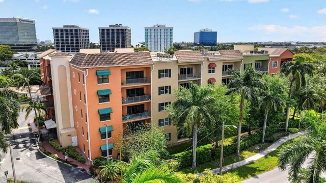 1610 Presidential Way 309, West Palm Beach, FL 33401