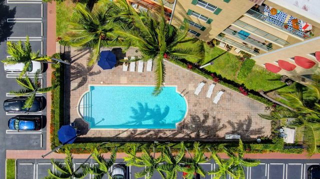 1610 Presidential Way 309, West Palm Beach, FL 33401