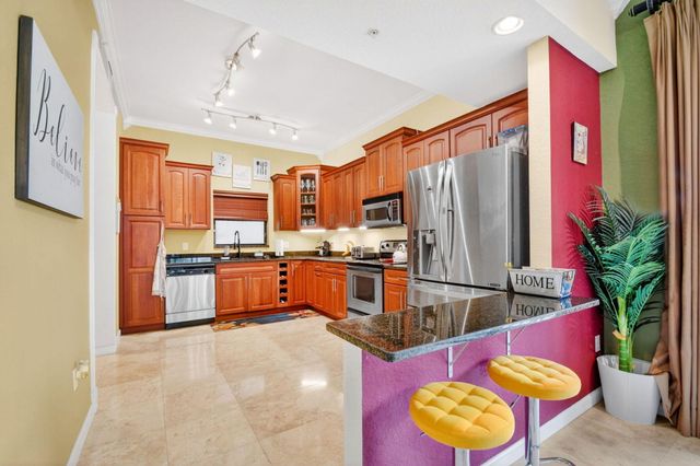 1610 Presidential Way 309, West Palm Beach, FL 33401