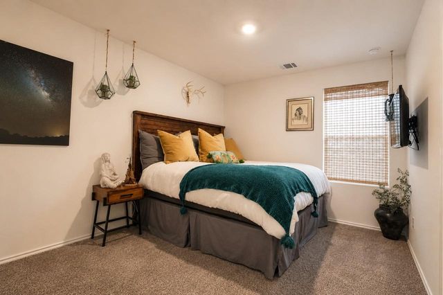 185 Patagonia, Kyle, TX 78640