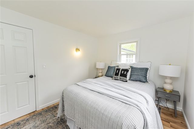 40 Mac Arthur Road, Greece, NY 14615