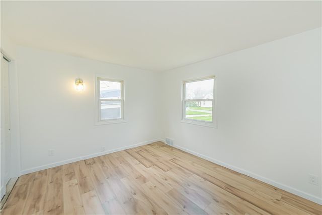 40 Mac Arthur Road, Greece, NY 14615