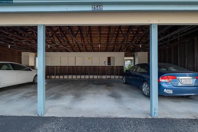 2549 San Leandro Blvd, San Leandro, CA 94578