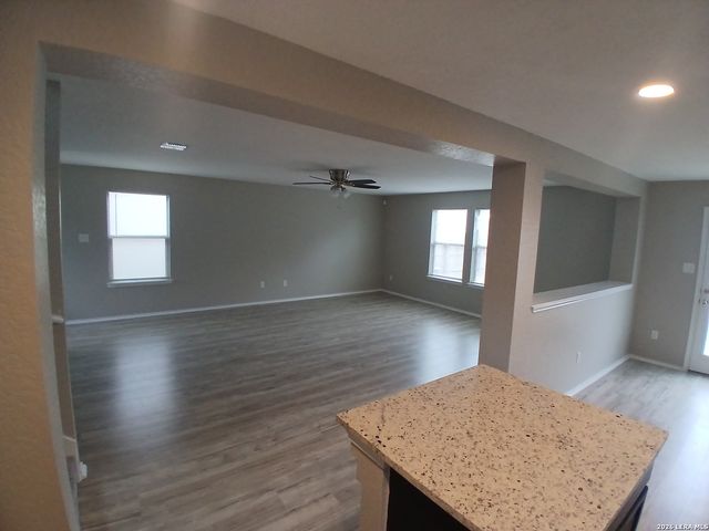 2131 Flora Vis, San Antonio, TX 78224