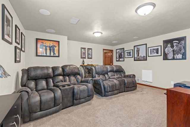 4702 N WREN DRIVE, Appleton, WI 54913